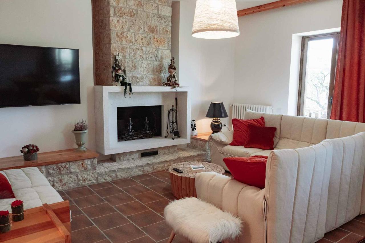 Villa Miralago Fiastra Esterno foto