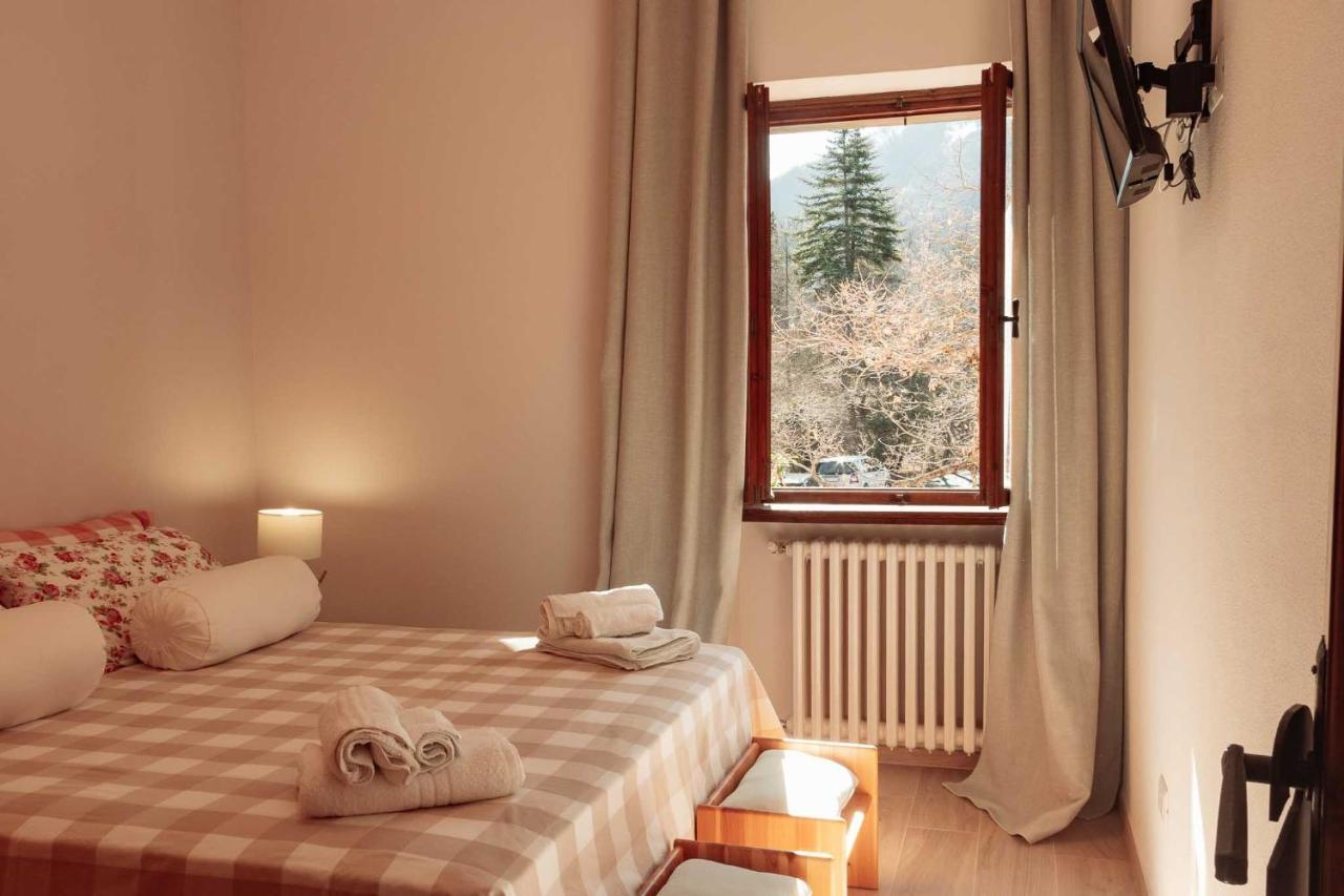 Villa Miralago Fiastra Esterno foto